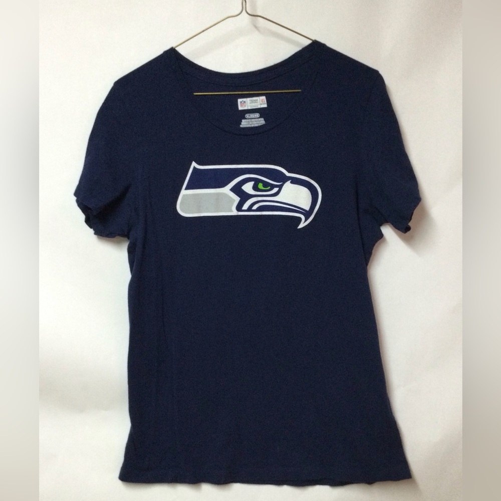 Women’s Seahawks graphic t-shirt.  XL